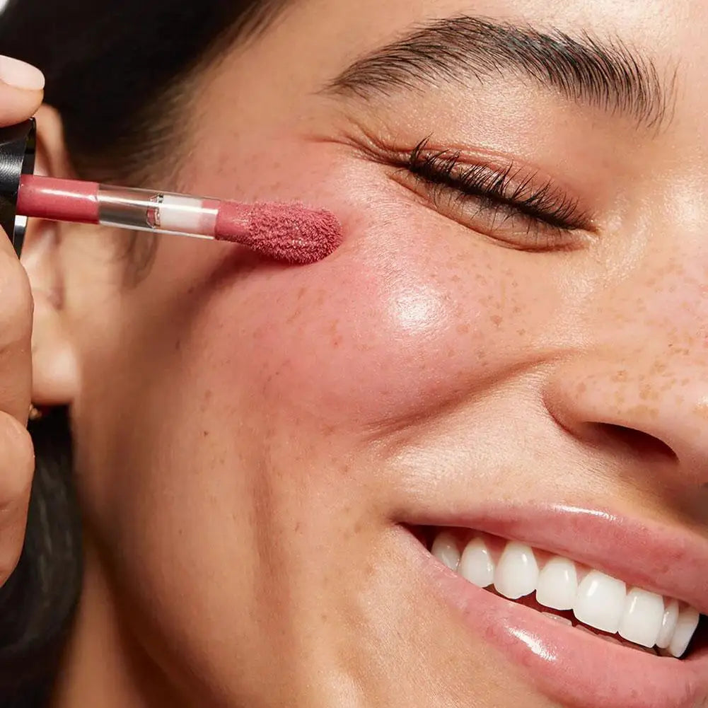 Luminous Silk Liquid Blush – Hydrating Dewy Glow Formula for a Natural Radiant Complexion